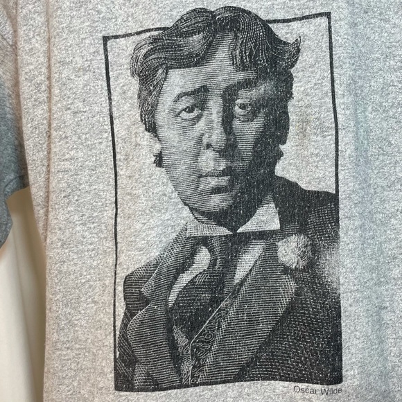VTG Oscar Wilde t shirt Rare! - Picture 2 of 4